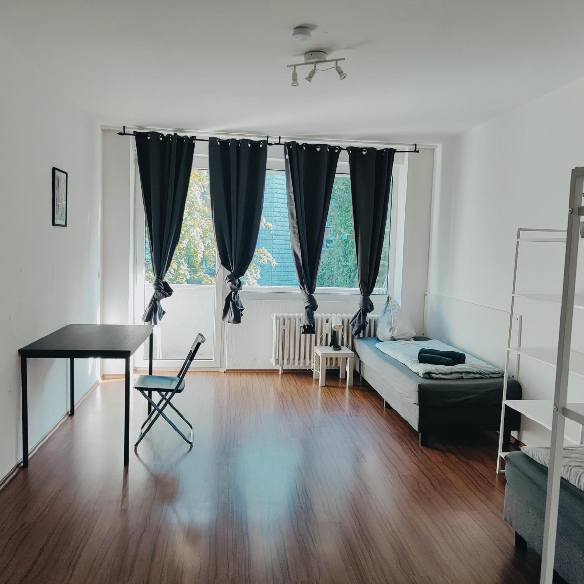 Ferienwohnung Monteurwohnung Messewohnung Duisburg Sued Grenze Duesseldorf 6 Personen Exteriör bild